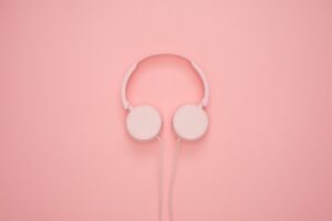 headphones, pink, pastel colors-3435885.jpg